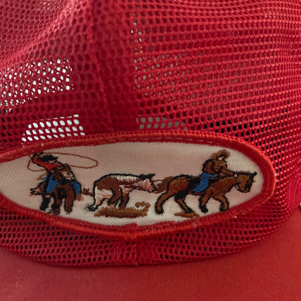 Super cute vintage ball hat with roping theme Reststol size medium